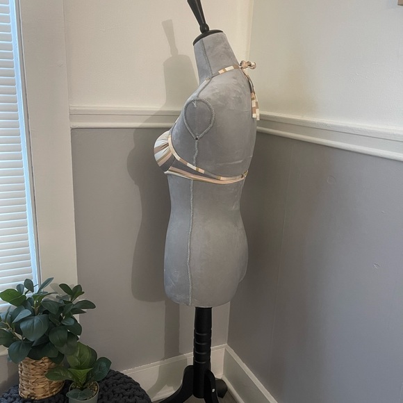 🔵5 For $15🔵 Victoria’s Secret Stripe Bikini Top - Picture 3 of 6